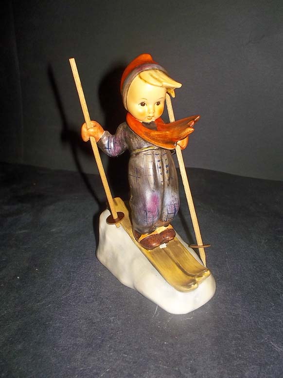 HUMMEL GOEBEL FIGURINE 59 TMK 5 Skier S354 BB  