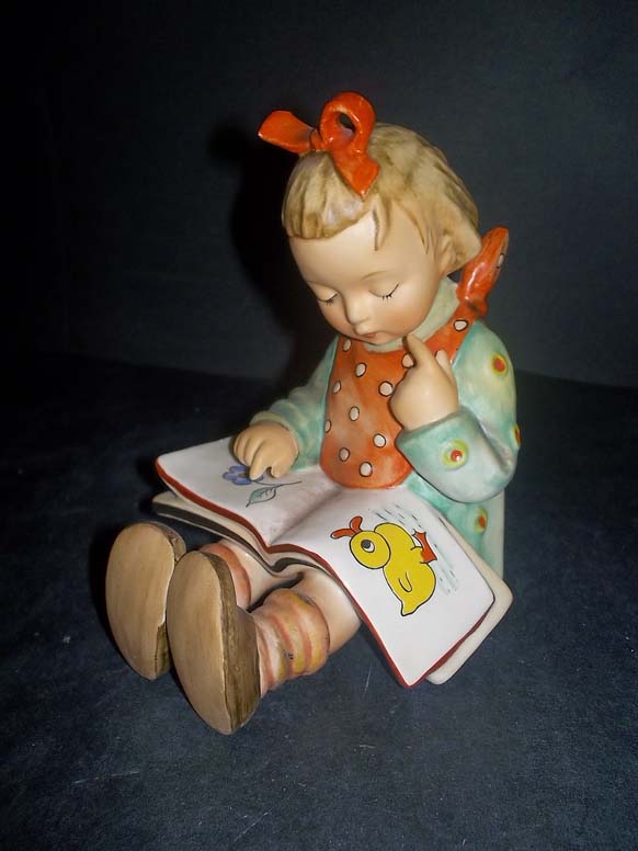 HUMMEL GOEBEL FIGURINE 3 /I TMK 6 Bookworm S483 WR  